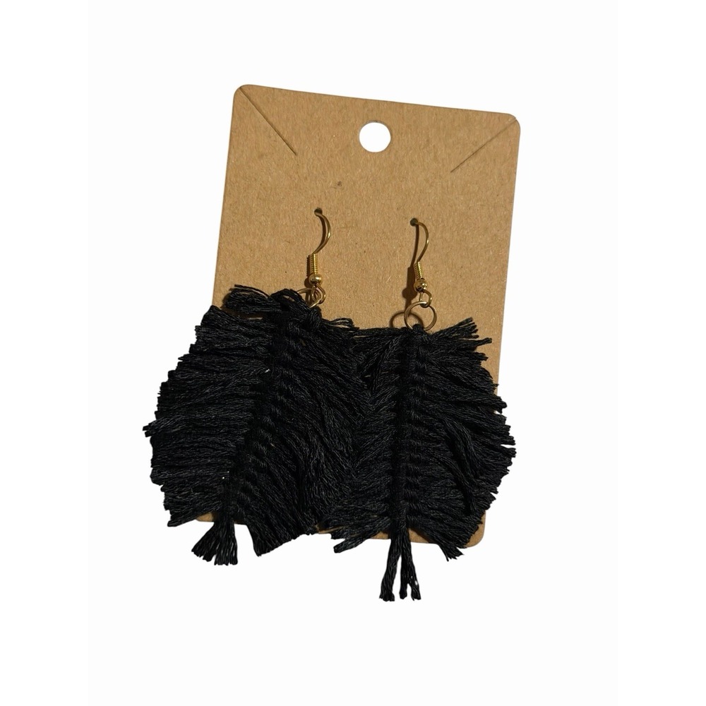 New Novelty Fashion Earrings black yarn feather